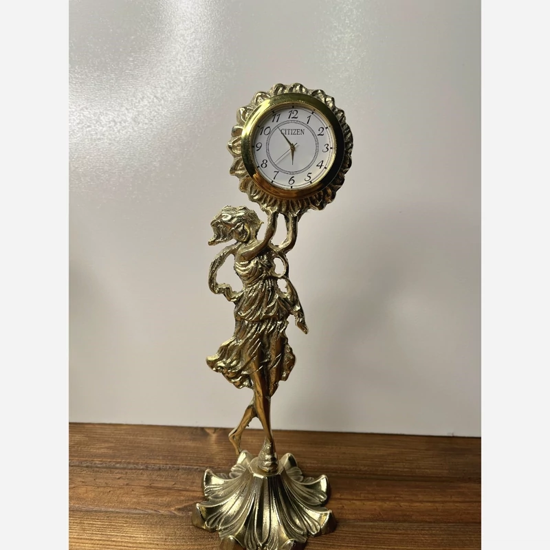 ساعت برنزی نوازنده رو میزی