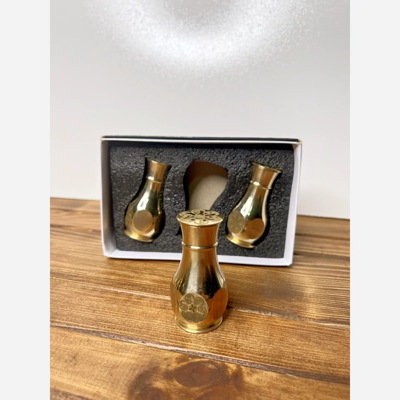 نمکپاش برنزی متوسط