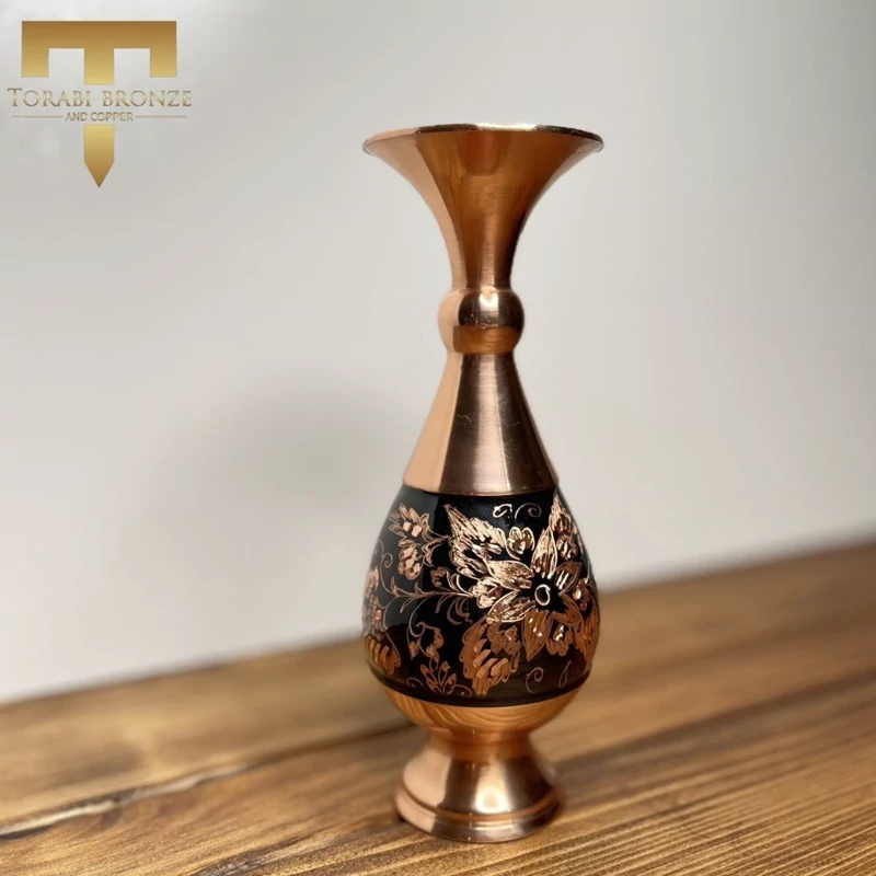 گلدان صراحی الماس تراش 16